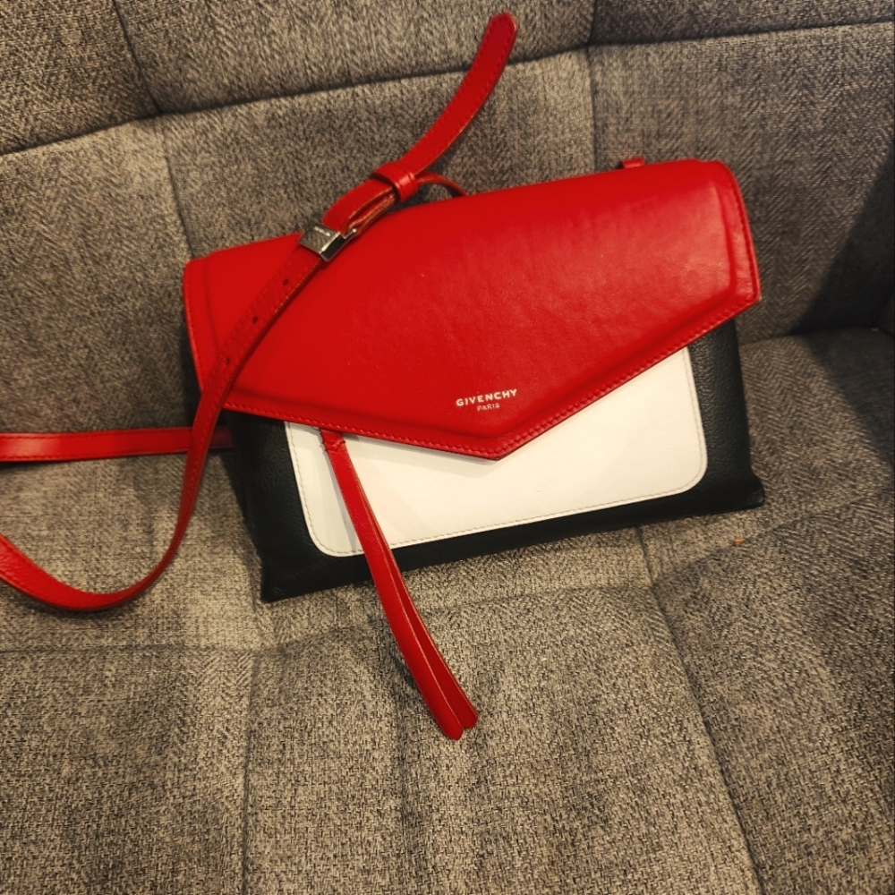 Givenchy Duetto crossbody bag